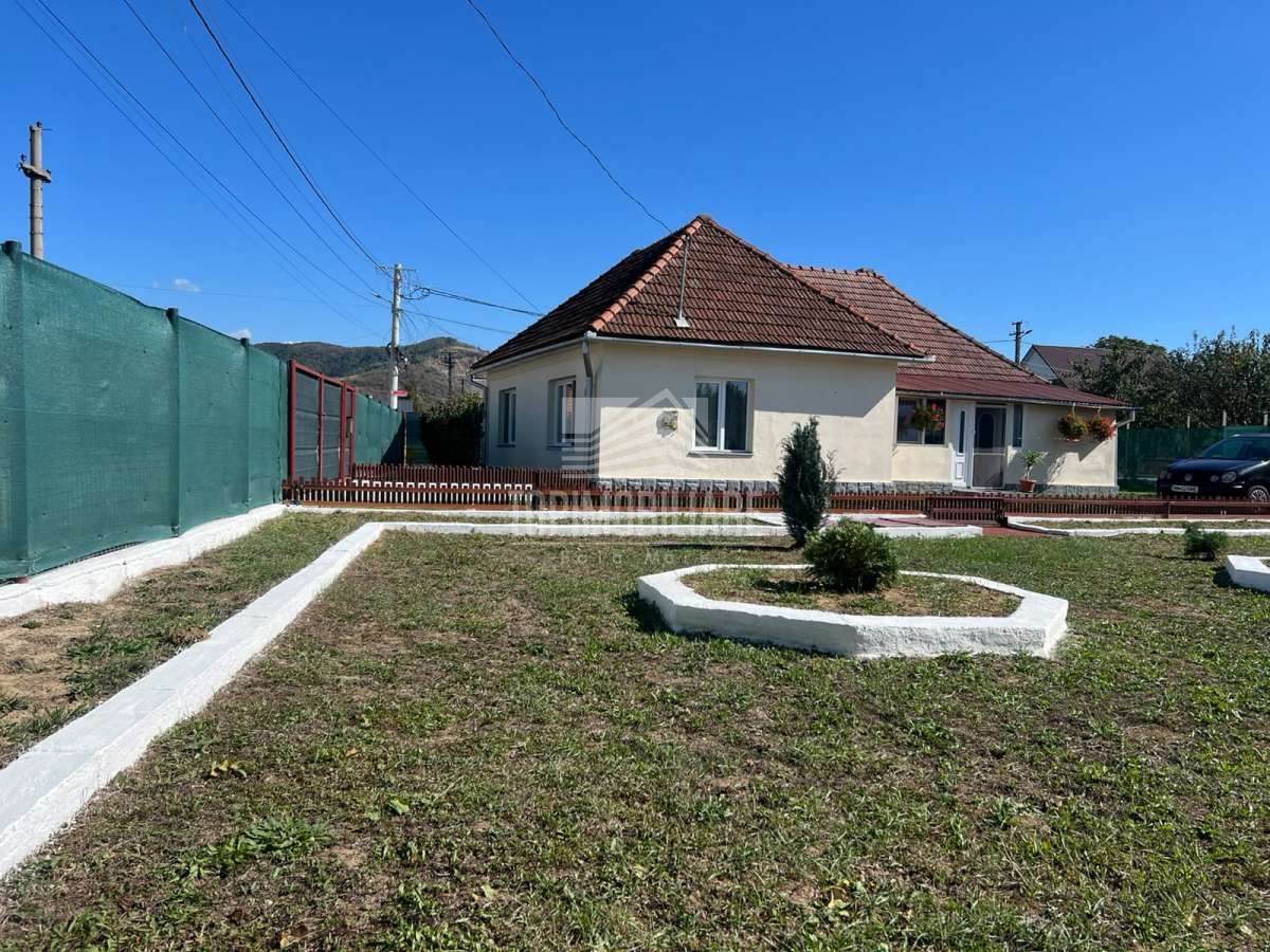 Seini – Casa + 5,59 ari de teren