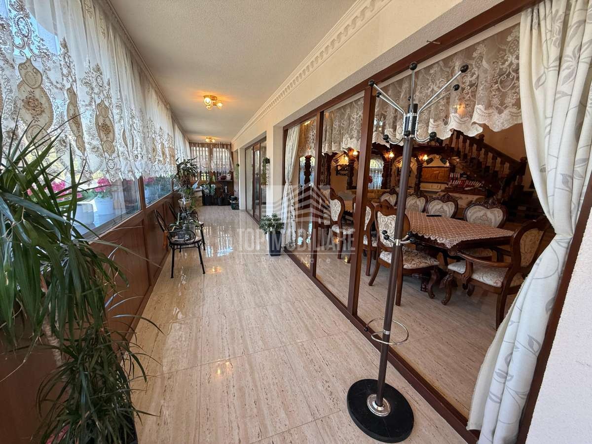 Tăuții de Sus – Spațiu comercial + Casă de locuit, 41,35 ari de teren