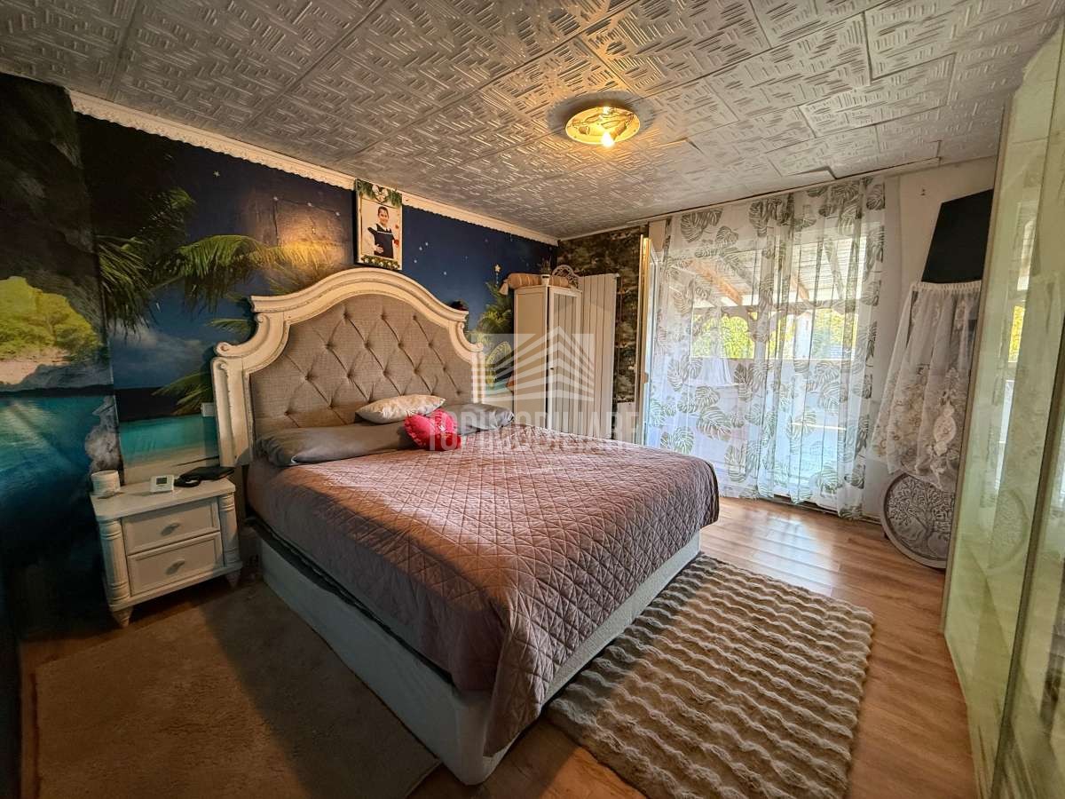 Tăuții de Sus – Spațiu comercial + Casă de locuit, 41,35 ari de teren